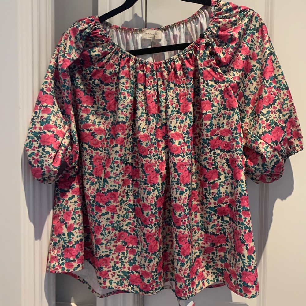 Saints and Hearts balloon sleeve top